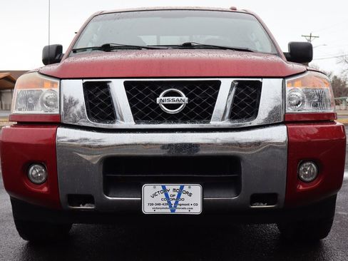 Used 2013 Nissan Titan SV w/ SV Value Truck Pkg image 13