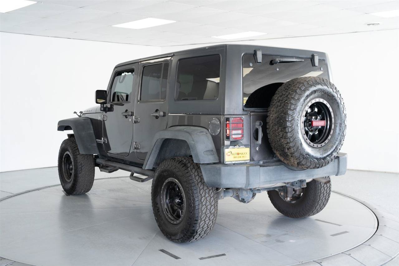 Used 2014 Jeep Wrangler Unlimited Rubicon w/ Connectivity Group AWD/4WD image 5