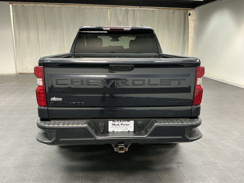 Used 2023 Chevrolet Silverado 1500 Custom w/ LPO, Dark Essentials Package AWD/4WD image 4