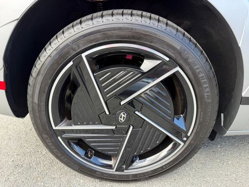 Used 2026 Hyundai Ioniq 5 Limited AWD/4WD image 53