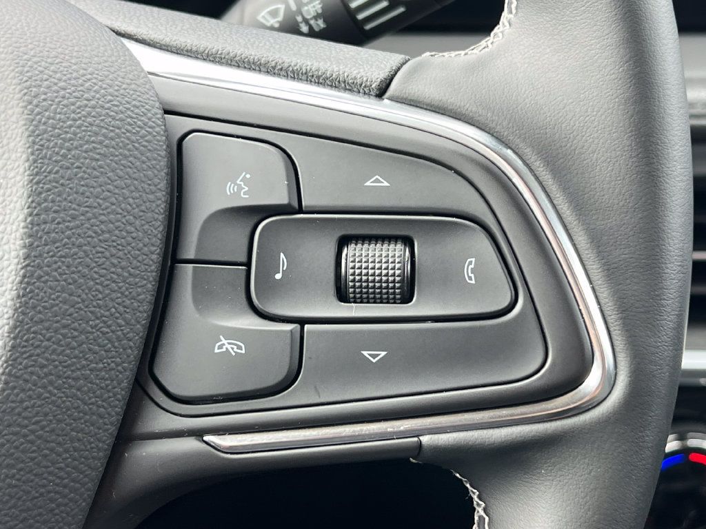Used 2024 Buick Encore GX Preferred AWD/4WD image 20