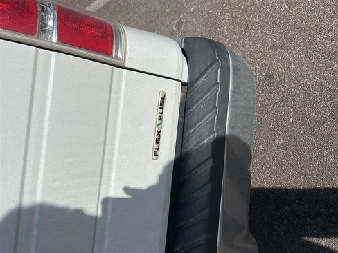 Used 2011 Ford F150 XLT w/ XLT Convenience Pkg image 6