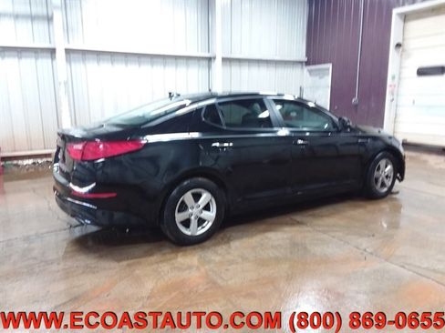 Used 2015 Kia Optima LX image 2