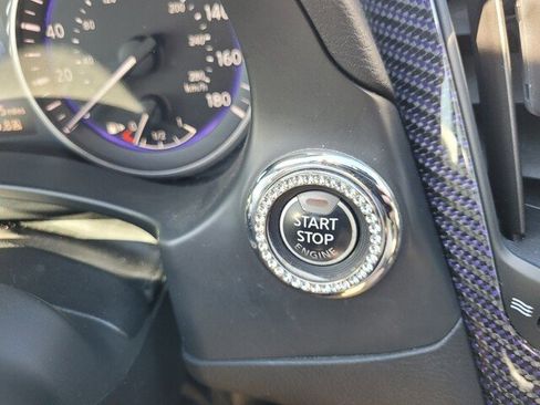 Used 2018 INFINITI Q60 3.0t Sport w/ Sensory Package 3.0T Sport image 19