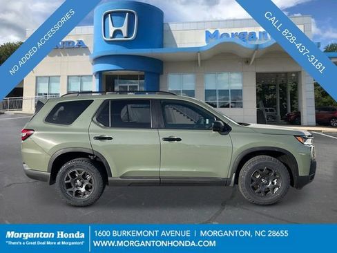New 2026 Honda Pilot TrailSport image 7