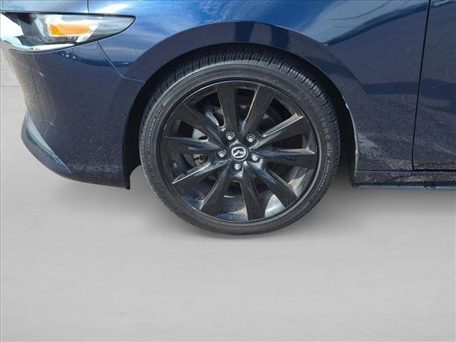 Used 2024 MAZDA MAZDA3 s FWD image 15