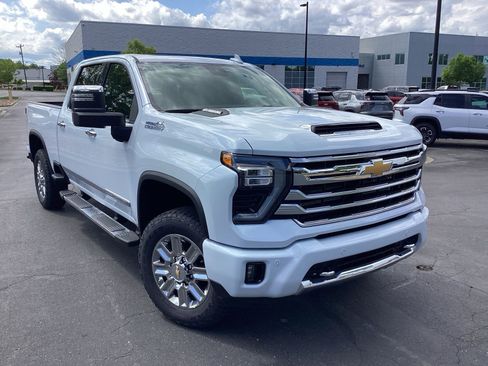 New 2026 Chevrolet Silverado 2500 High Country w/ Technology Package AWD/4WD image 8