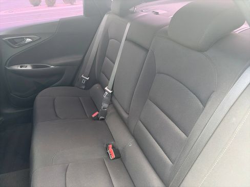 Used 2020 Chevrolet Malibu LT w/ Redline Edition FWD image 13