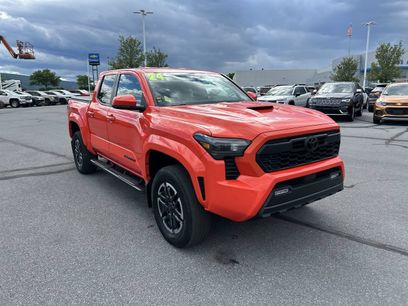 Used 2024 Toyota Tacoma TRD Sport w/ TRD Sport Upgrade Package