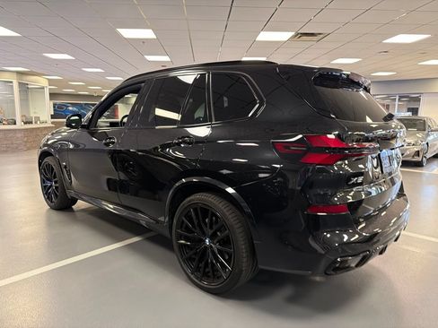 Used 2024 BMW X5 sDrive40i w/ M Sport Package RWD image 5