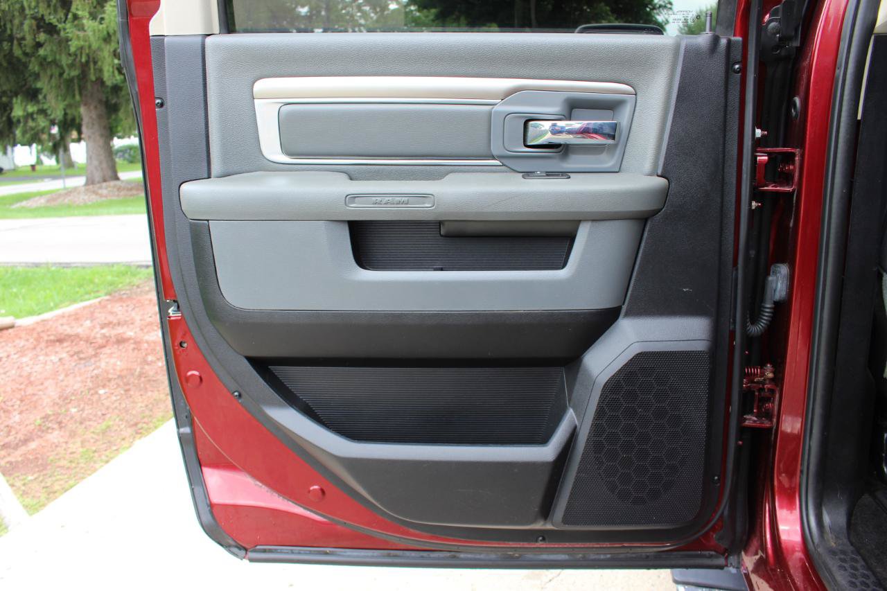 Used 2016 RAM 1500 Big Horn AWD/4WD image 30