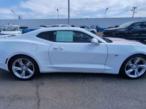 Certified 2022 Chevrolet Camaro SS image 9