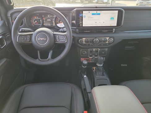 New 2026 Jeep Wrangler Unlimited Rubicon AWD/4WD image 5