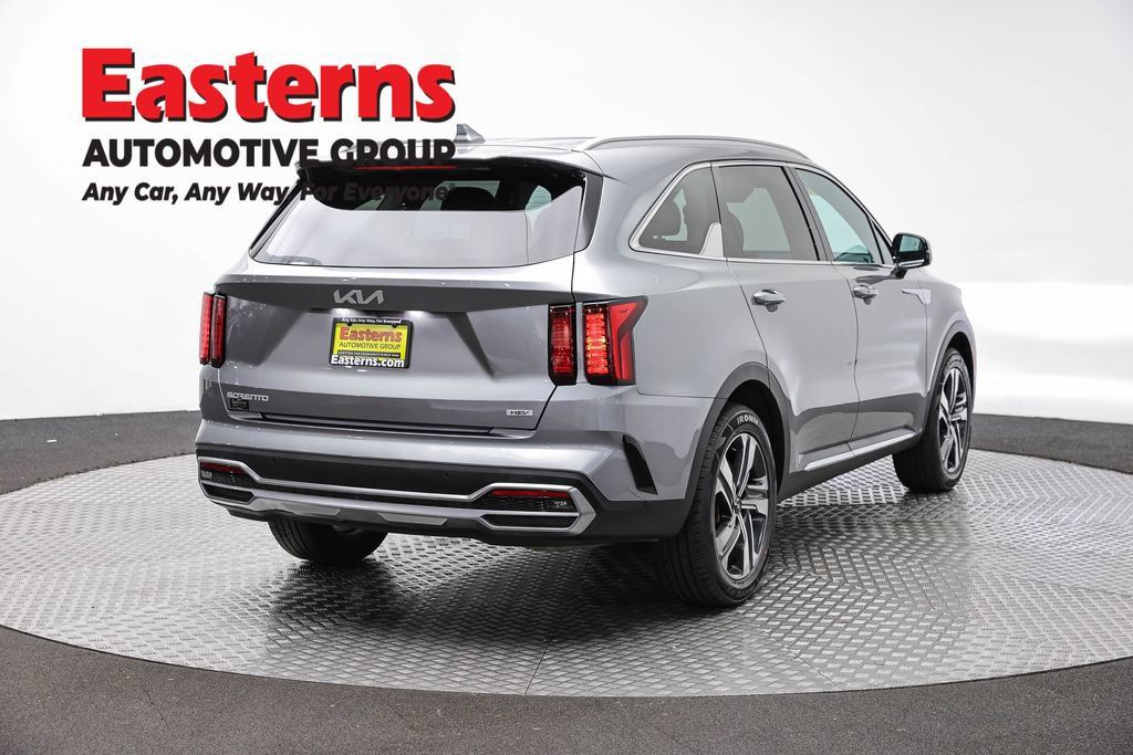 Used 2023 Kia Sorento EX AWD/4WD image 7
