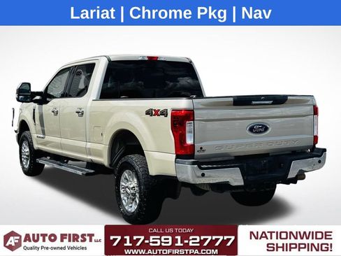 Used 2017 Ford F250 Lariat w/ Chrome Package image 5