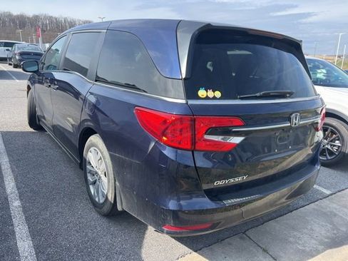Used 2021 Honda Odyssey LX image 2