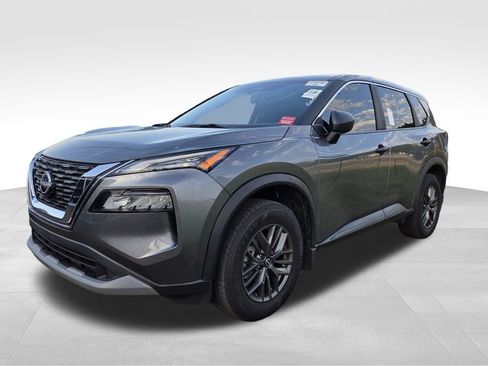 Used 2023 Nissan Rogue S AWD/4WD image 10