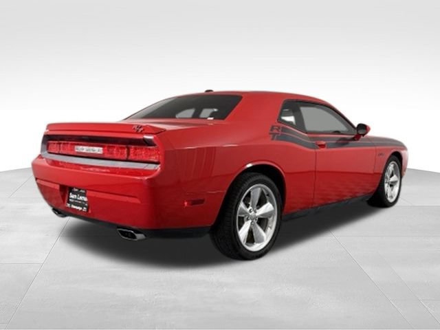 Used 2014 Dodge Challenger R/T RWD image 3