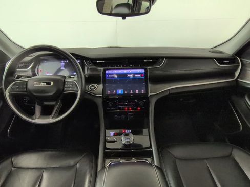 Used 2021 Jeep Grand Cherokee L Limited AWD/4WD image 18