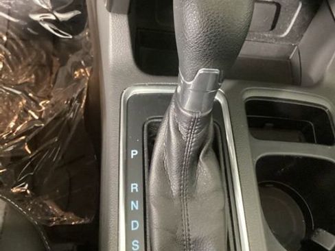 Used 2017 Ford Escape SE image 23