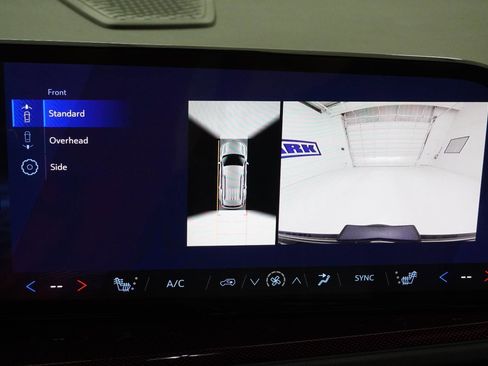 New 2026 Chevrolet Traverse Z71 w/ Enhanced Driving Package image 34