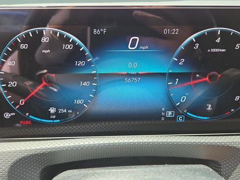 Used 2023 Mercedes-Benz CLA 250 image 26