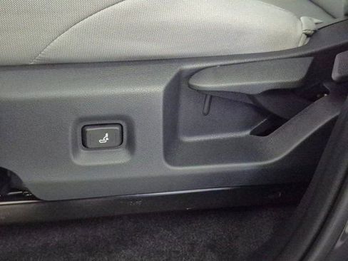 New 2026 Toyota Tacoma SR5 image 15