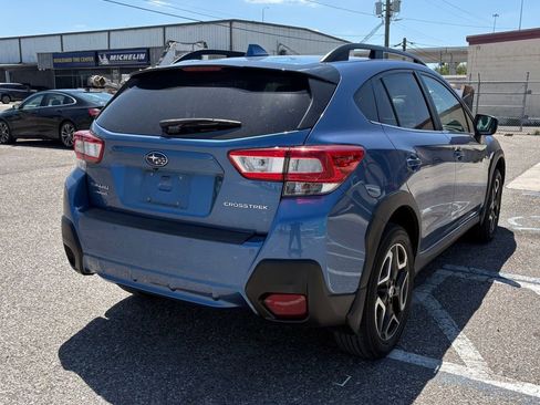 Used 2018 Subaru Crosstrek 2.0i Limited image 3