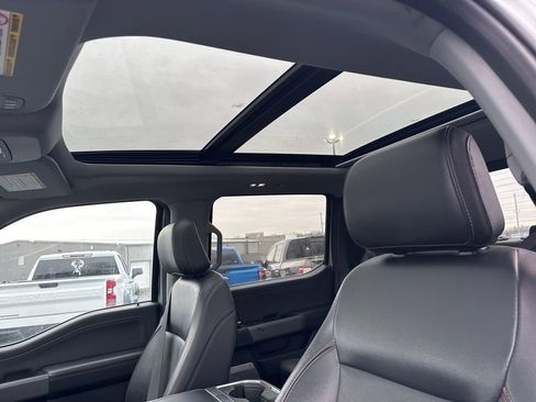 Used 2023 Ford F250 Lariat w/ Sport Appearance Package image 11