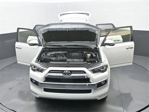 Used 2024 Toyota 4Runner Limited image 34