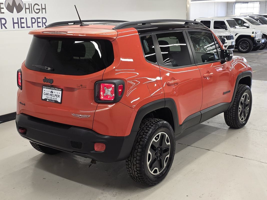 Used 2016 Jeep Renegade Trailhawk AWD/4WD image 7