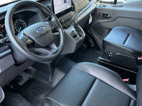 New 2025 Ford E-Transit 148 Medium Roof w/ Load Area Protection Package image 9
