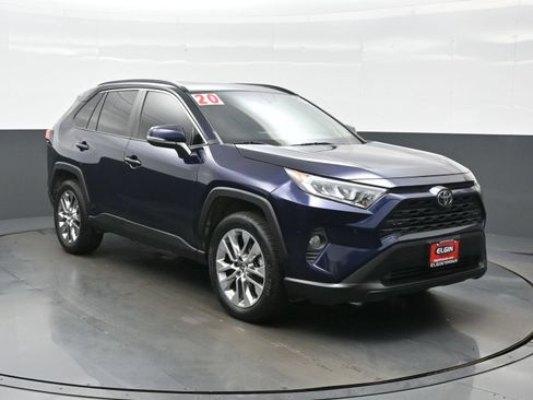 Used 2020 Toyota RAV4 XLE Premium FWD image 8