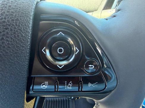 Used 2022 Toyota Prius Prime Limited FWD image 16