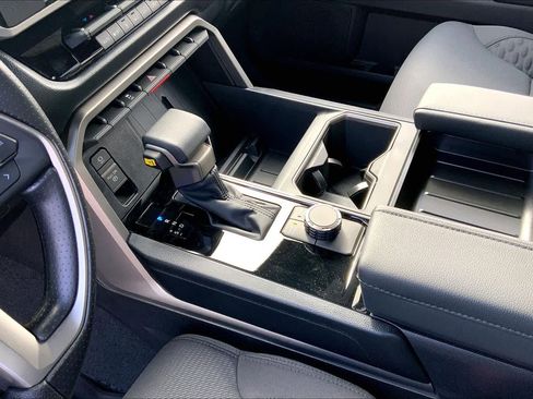 New 2026 Toyota Tundra SR5 RWD image 7