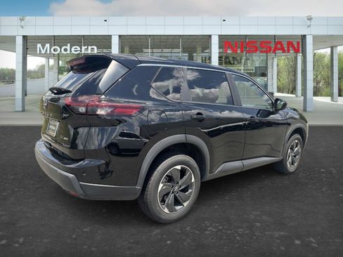 Certified 2024 Nissan Rogue SV AWD/4WD image 5