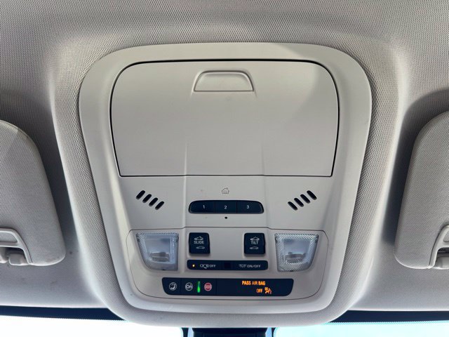 Used 2023 GMC Acadia Denali w/ Denali Ultimate Package AWD/4WD image 33