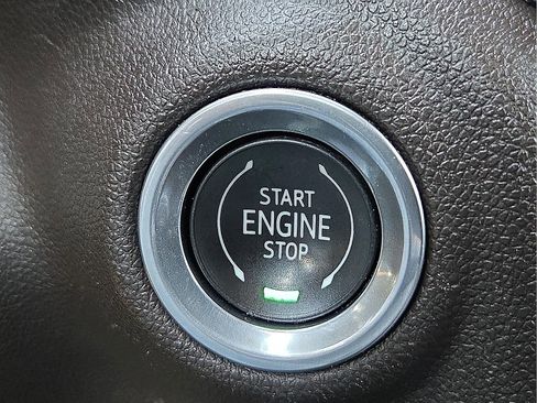 Used 2019 Chevrolet Silverado 1500 RST AWD/4WD image 19