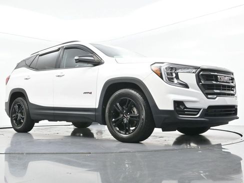 Used 2022 GMC Terrain AT4 AWD/4WD image 52
