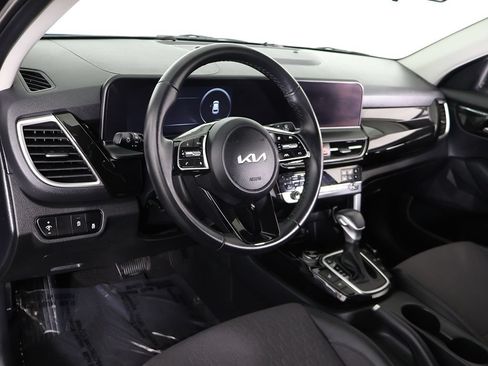 Used 2024 Kia Seltos S AWD/4WD image 26