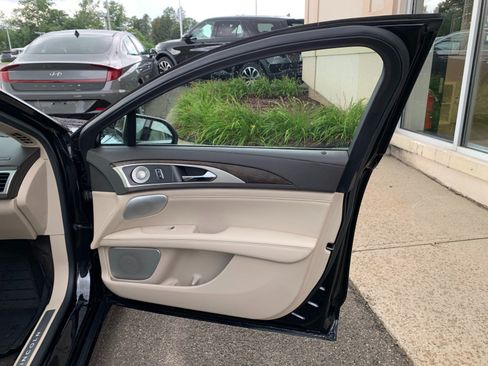 Used 2018 Lincoln MKZ Reserve w/ Luxury Package FWD image 44