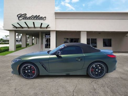 Used 2025 BMW Z4 M40i w/ Edition RWD image 2