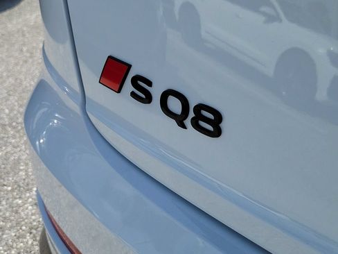New 2026 Audi SQ8 Premium Plus AWD/4WD image 5