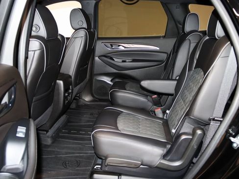 Used 2023 Buick Enclave Avenir w/ Avenir Technology Package image 54