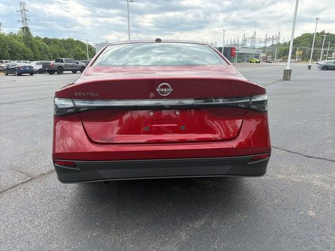 New 2026 Nissan Sentra SV w/ SV Convenience Package FWD image 4