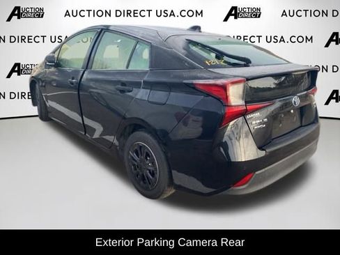 Used 2022 Toyota Prius XLE image 6
