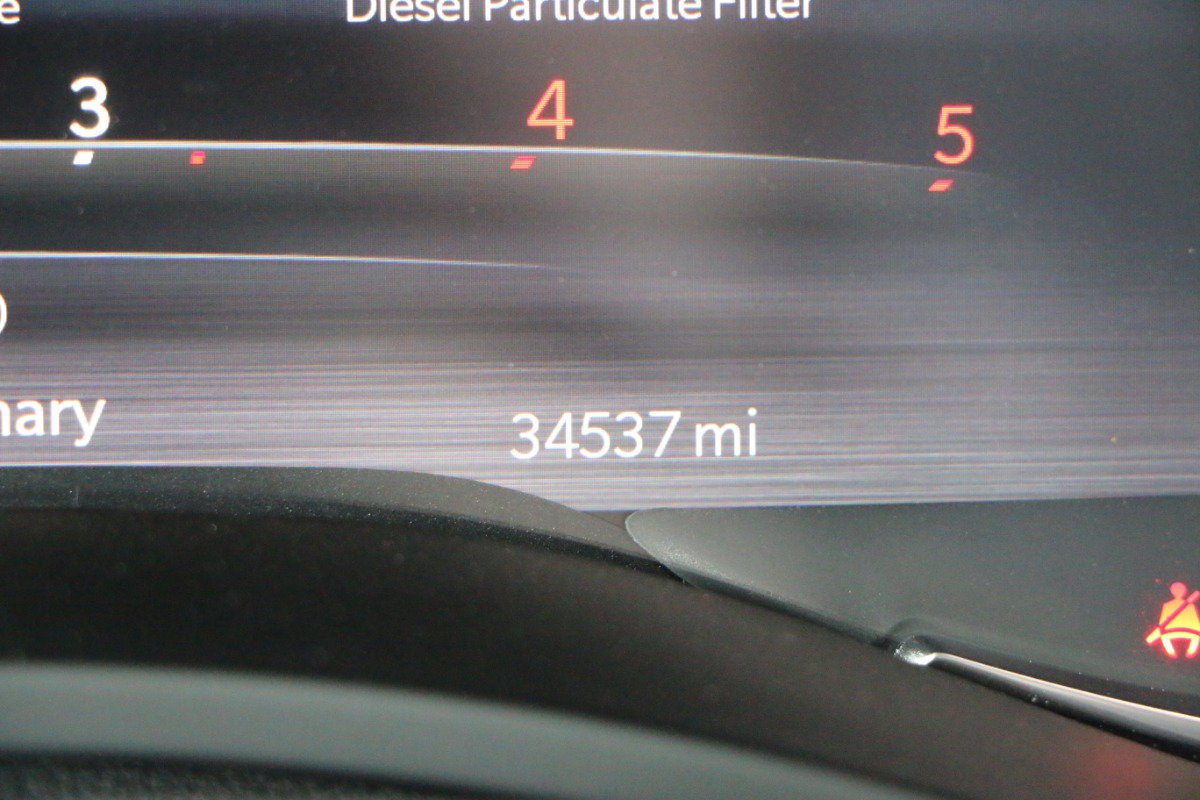 Used 2025 RAM 2500 Laramie AWD/4WD image 34