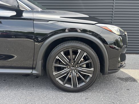 Used 2021 INFINITI QX50 Luxe w/ Appearance Package AWD/4WD image 9