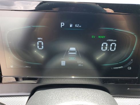 New 2025 Kia Sportage LX image 13