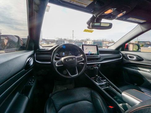 Used 2022 Jeep Compass Limited w/ (RED) Package image 13